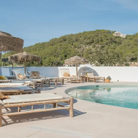 The Olive Boutique & * Cala Llonga (Ibiza)