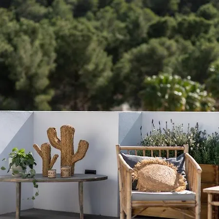 The Olive Boutique & Apartamento Cala Llonga (Ibiza)