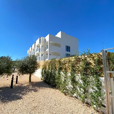 The Olive Boutique & Apartamento Cala Llonga (Ibiza)